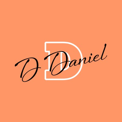 Daniel Cloud Management's Logo