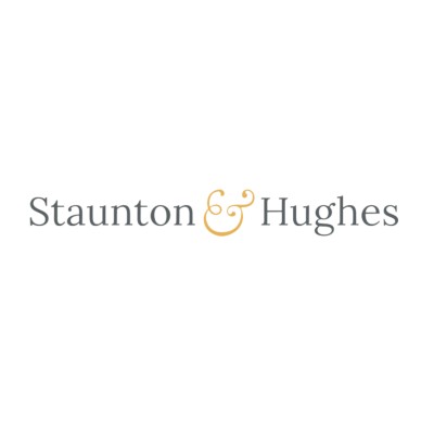 Staunton & Hughes's Logo