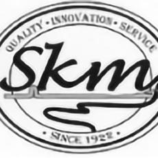 Straus Knitting Mills Inc's Logo