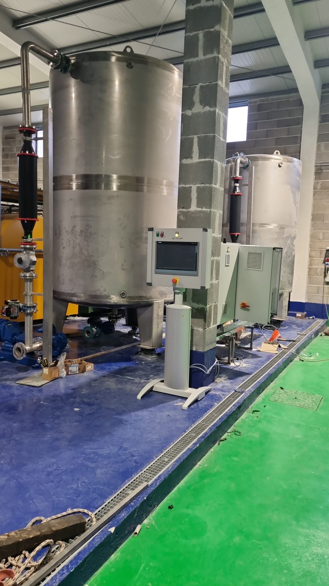 Product: complete blender for lube oils
