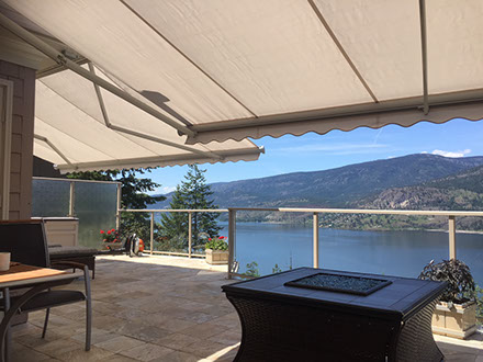 UseCase: Provides a comfortable outdoor space by blocking sunlight and reducing heat.