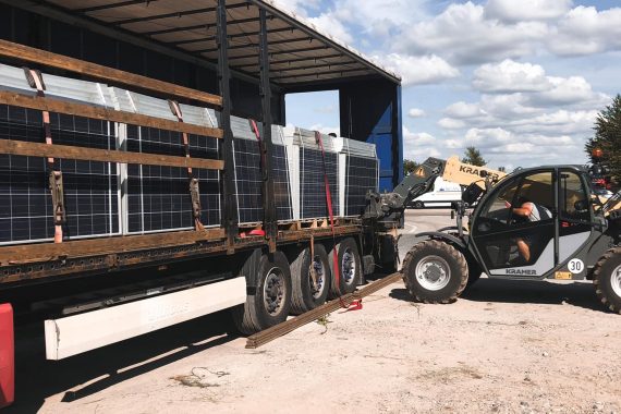 UseCase: Solar Panel Recycling 